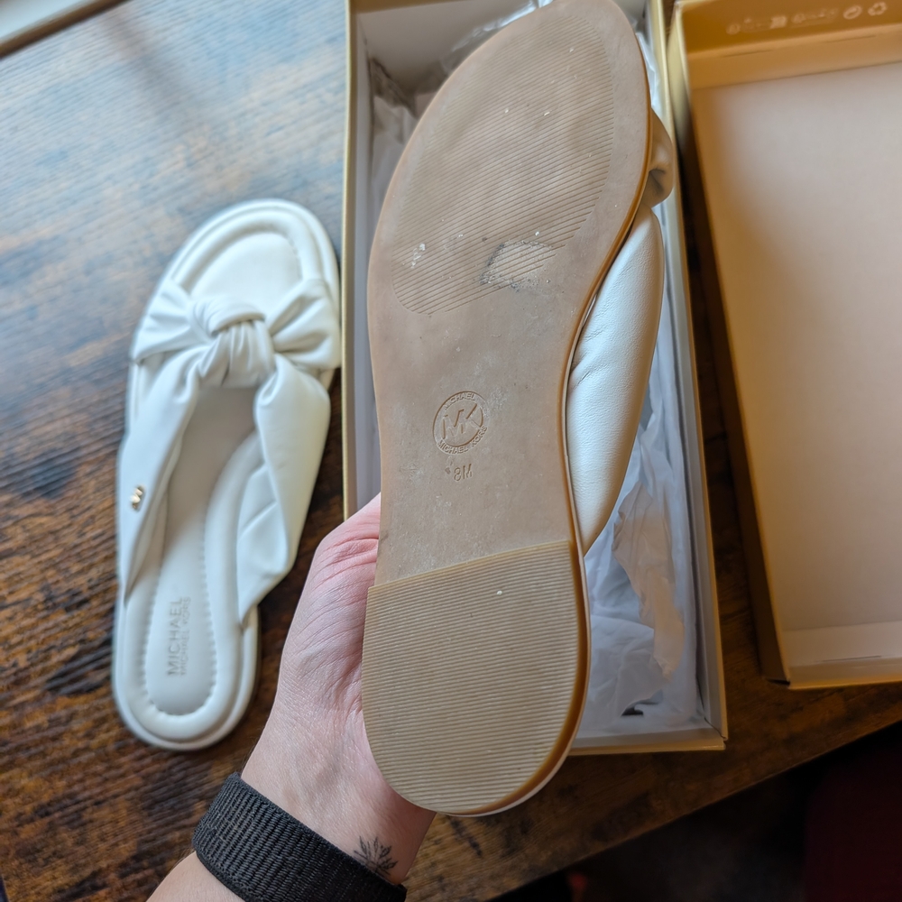 Michael Kors Elena Flat White Slide Sandals Size 8 - Picture 5 of 7